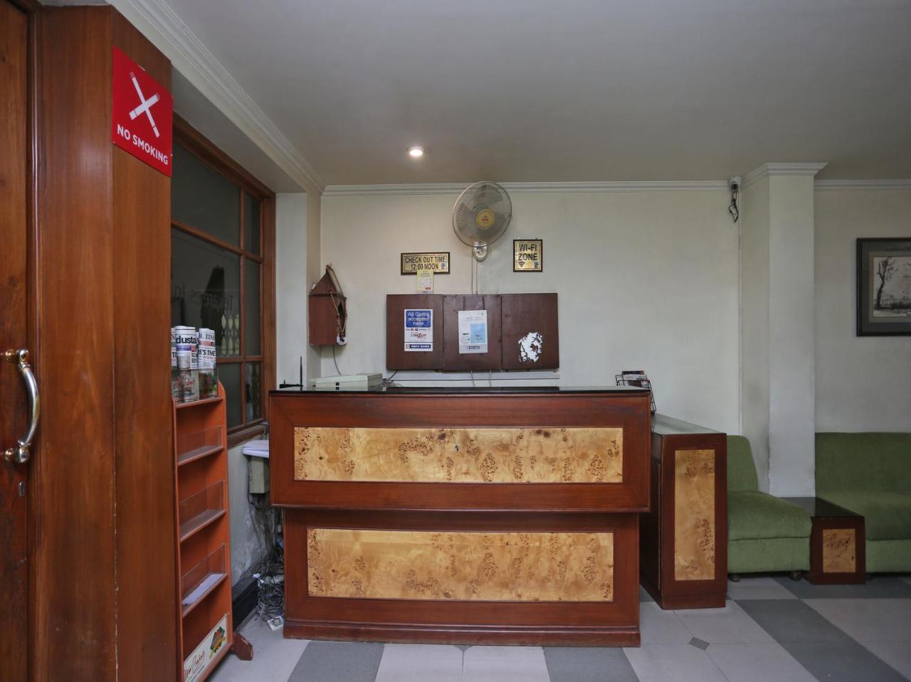 Oyo 3499 Tekarees Inn Лакхнау Екстер'єр фото